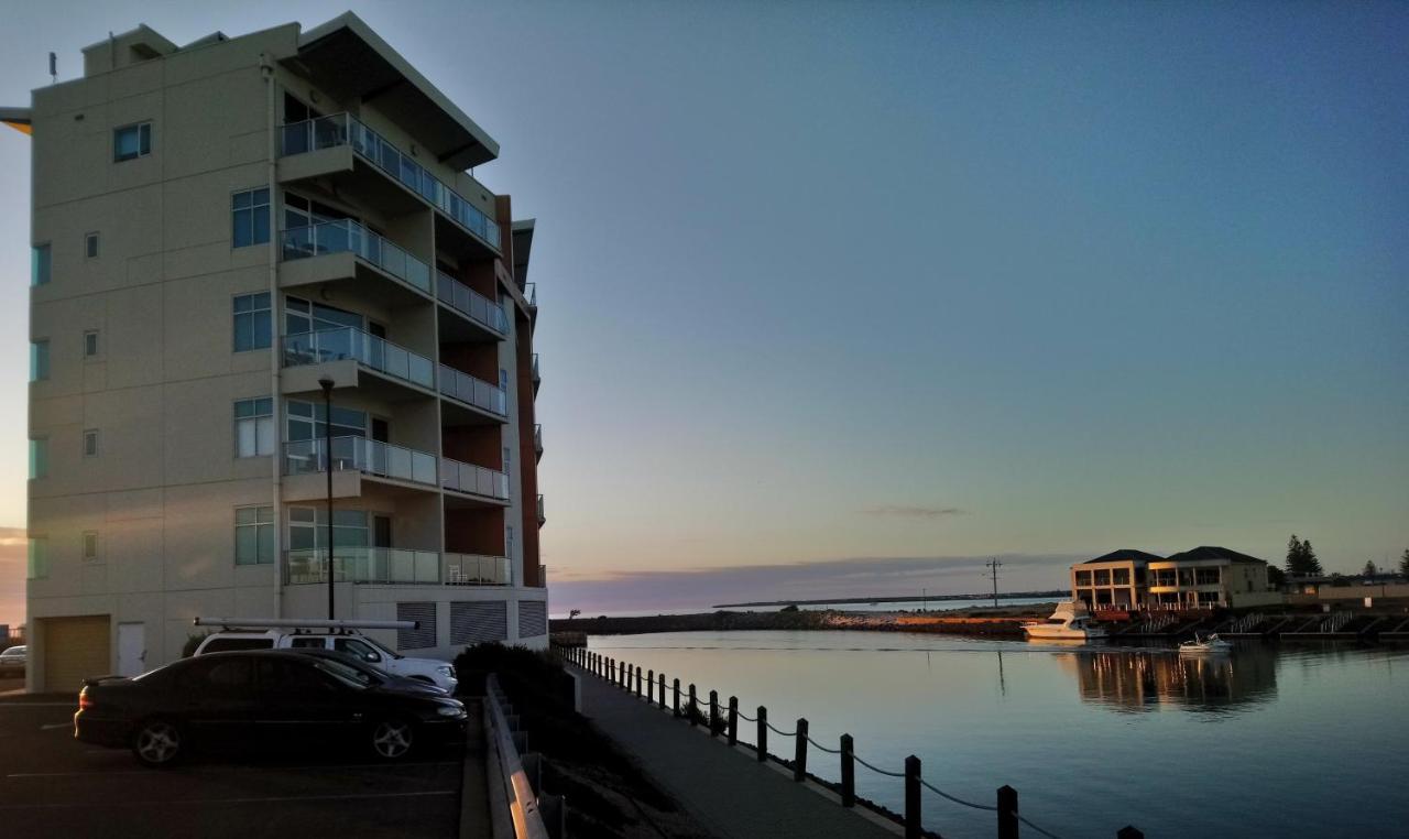 Wallaroo Marina Executive Apartments Екстериор снимка